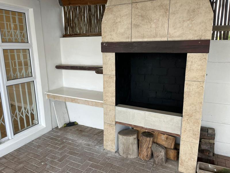 To Let 2 Bedroom Property for Rent in Parklands Western Cape